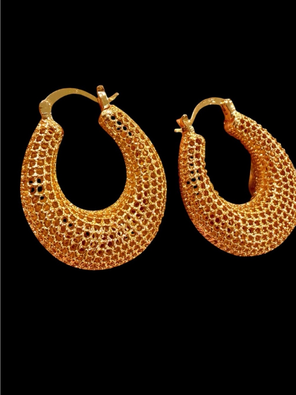 Vintage Chunky Gold Mesh Hoop Earrings – Signed DK Statement Hoops